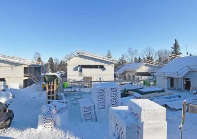 Laaksolahden Pääskyn kaikki talot pystyssä!