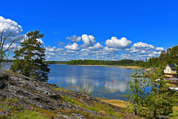 Saunaniemi on tunnettu kauniista merellisistä maisemista